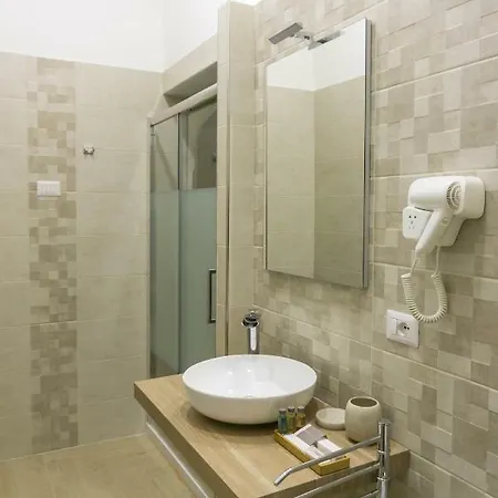 Le Stanze Della Regina 4* 卡斯特拉玛雷帝斯达比亚